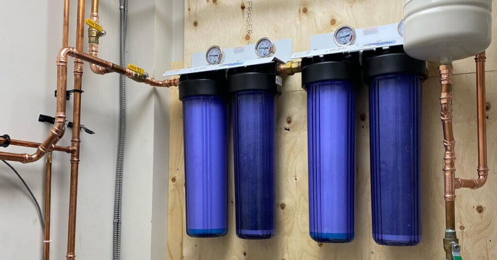 hydrogen sulfide well water-filtration system